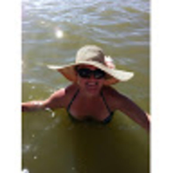 kristi_crowder